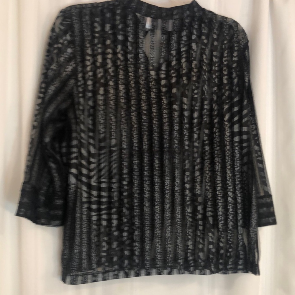 CHICOS TRAVELERS Sz 3 16-18 ZIP UP Lightweight Jacket Pit to Pit 24 1/2" Preworn - Picture 3 of 16